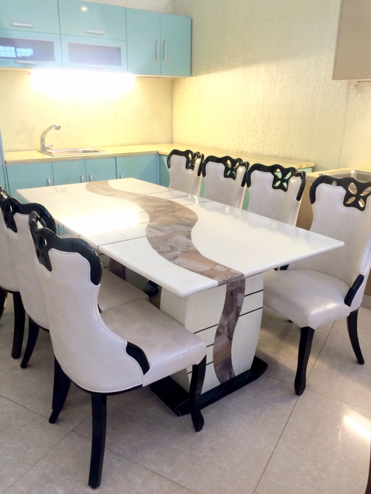 Bán ăn hiện đại 1